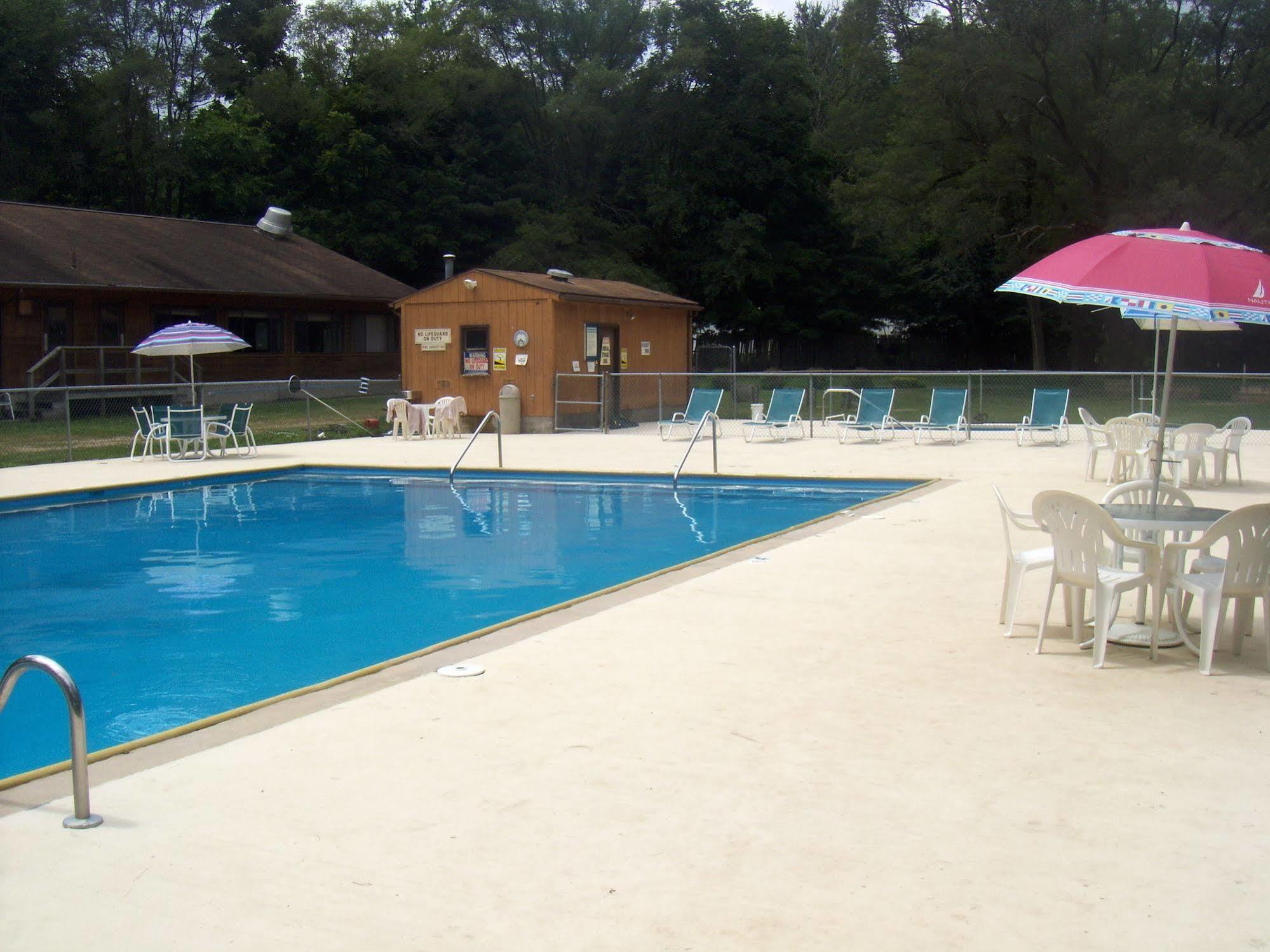 Bear Cave Rv Campground Buchanan Εξωτερικό φωτογραφία